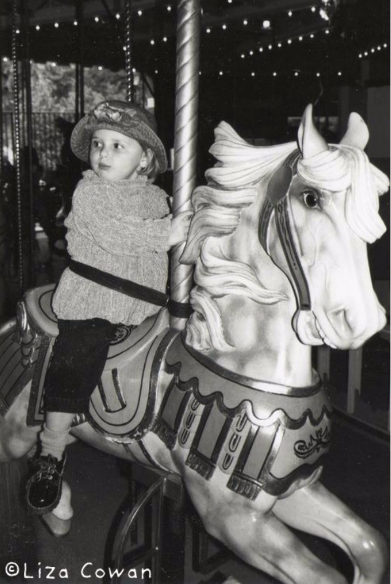 Photo of the Carousel Gardens merry-go-round, courtesy of Wiki Images.